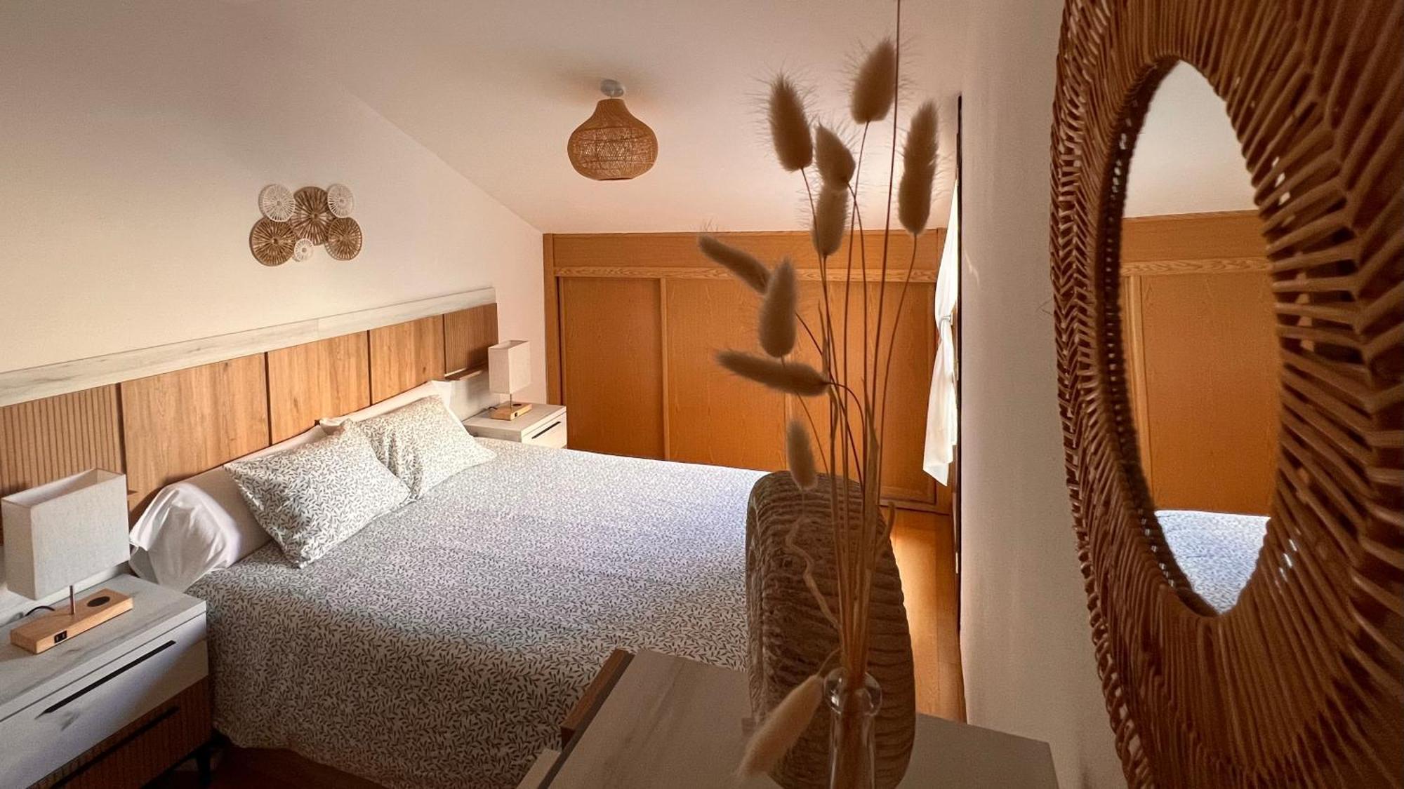 Apartament Atico Con Terrazas, Garaje Y Ascensor En El Casco Antiguo Huesca Zewnętrze zdjęcie