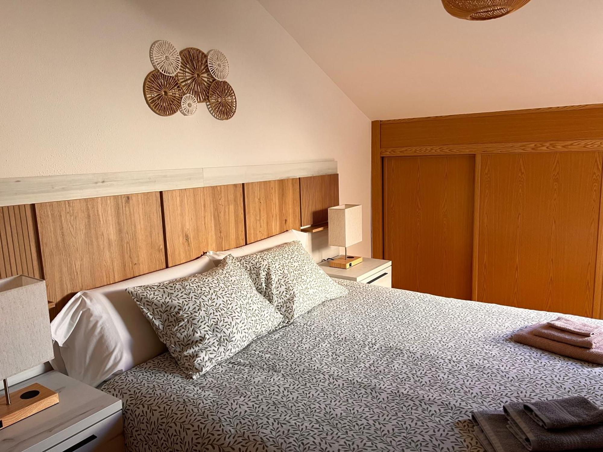 Apartament Atico Con Terrazas, Garaje Y Ascensor En El Casco Antiguo Huesca Zewnętrze zdjęcie